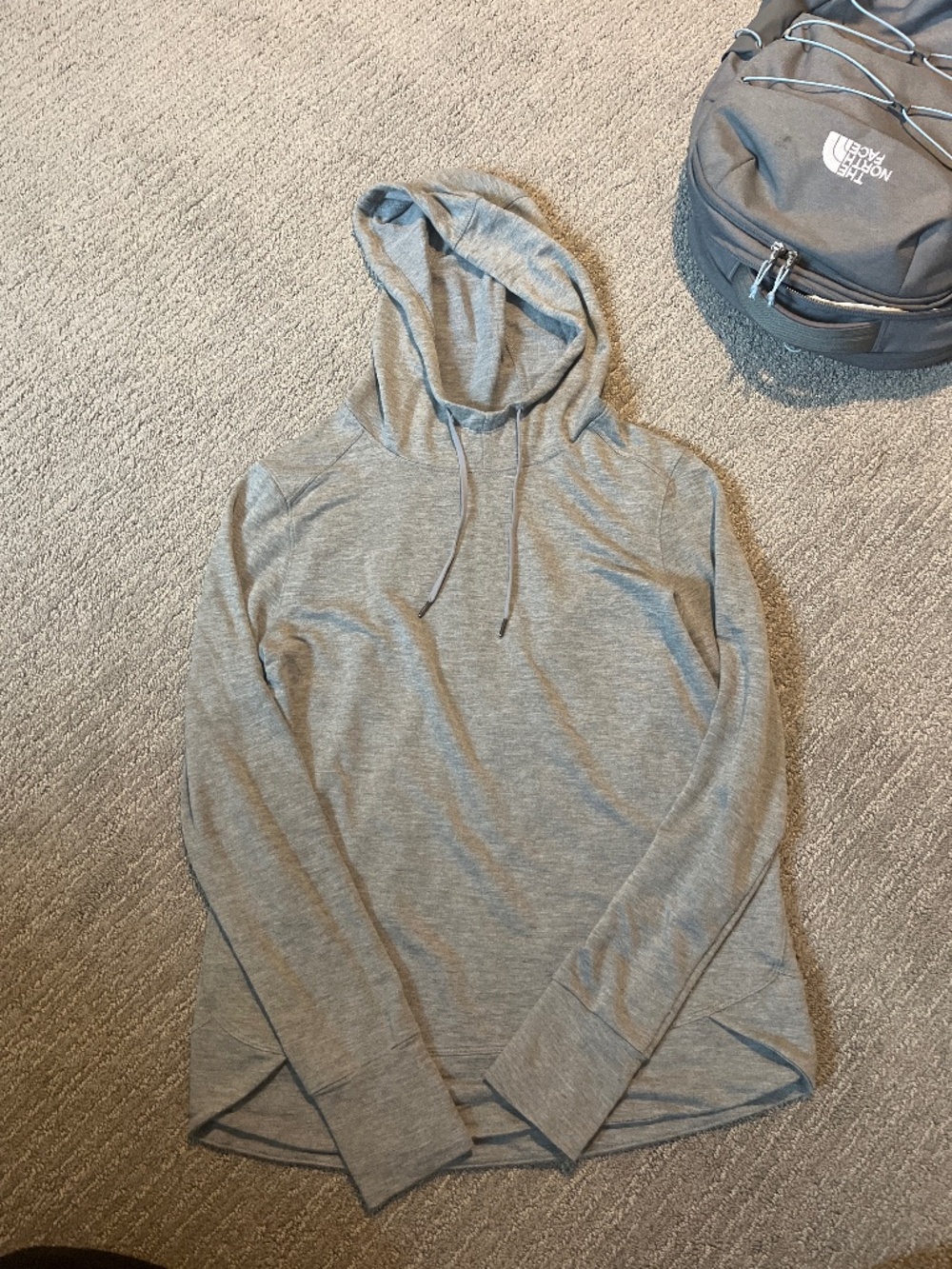 Women’s athletic hoodie size xs gray